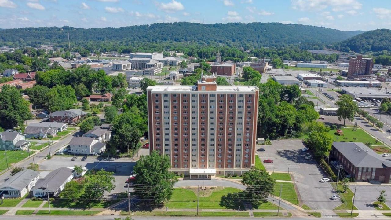 Stylish 1 Bedroom Apartment In Gadsden, Al Extérieur photo